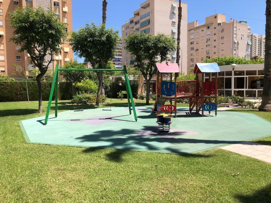 Precioso Apartamento En Urbanizacion Junto Al Mar. Alicante Zewnętrze zdjęcie