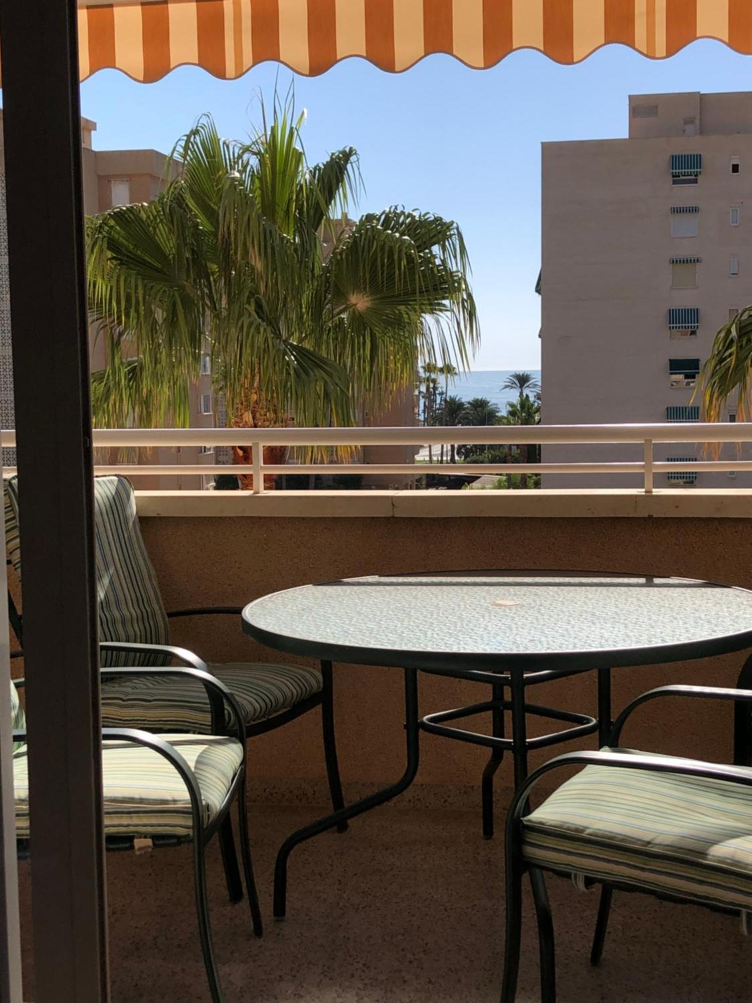 Precioso Apartamento En Urbanizacion Junto Al Mar. Alicante Zewnętrze zdjęcie
